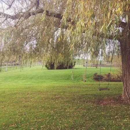 ゲストハウス La Vallee 3*